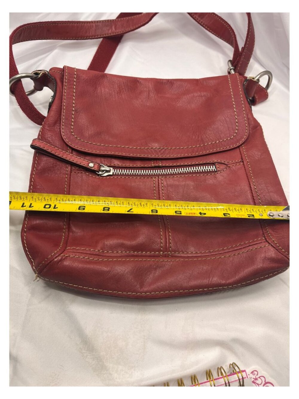 Fossil Red Leather Crossbody Bag Organizer Flap Zip Pockets Adjustable Strap - Picture 7 of 9